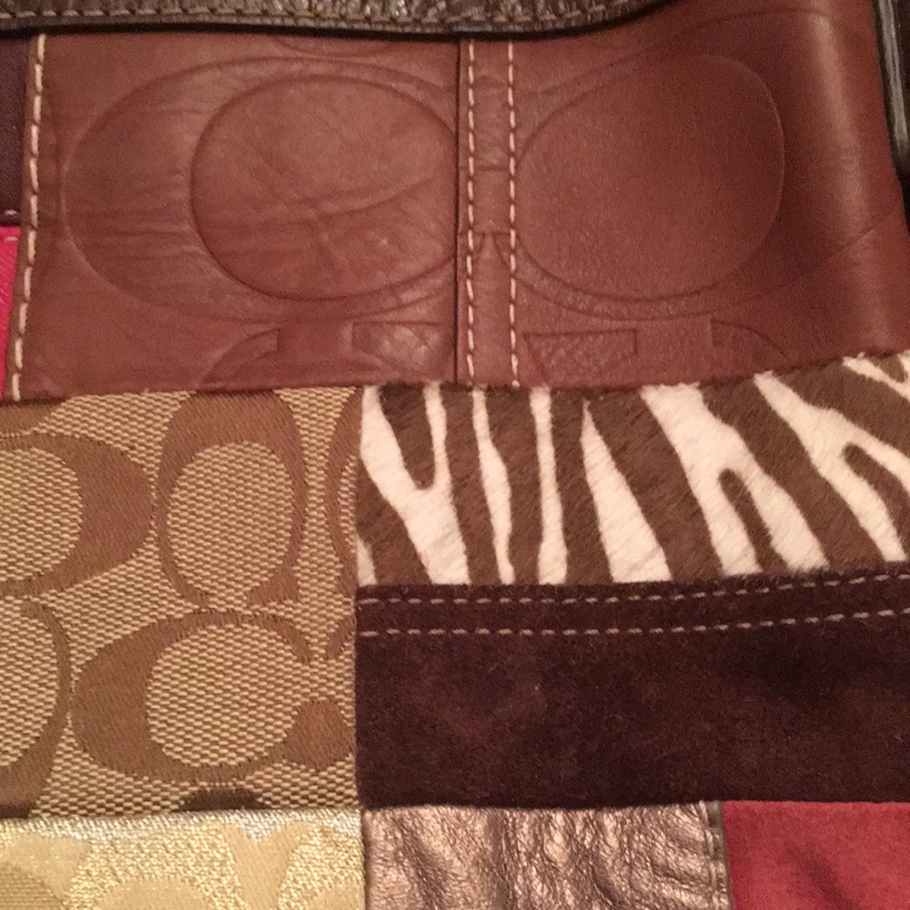 Patchwork Classic Coach - image 2